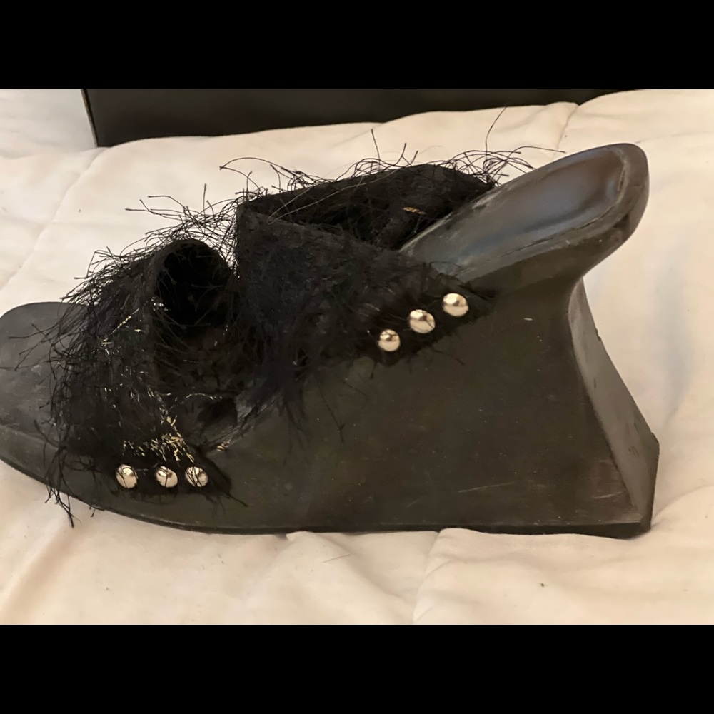 Women’s Handmade Black Fuzzy Wedge Heel Black size 7.5
